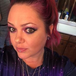 Meet your Posher, Renee